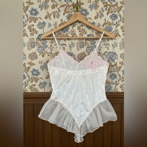 Vintage Gold Label Victoria’s Secret Sheer Tulle Teddy Romper Pink White Size M